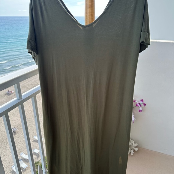 Olive Green Flowing maxi dress - Picture 4 of 6